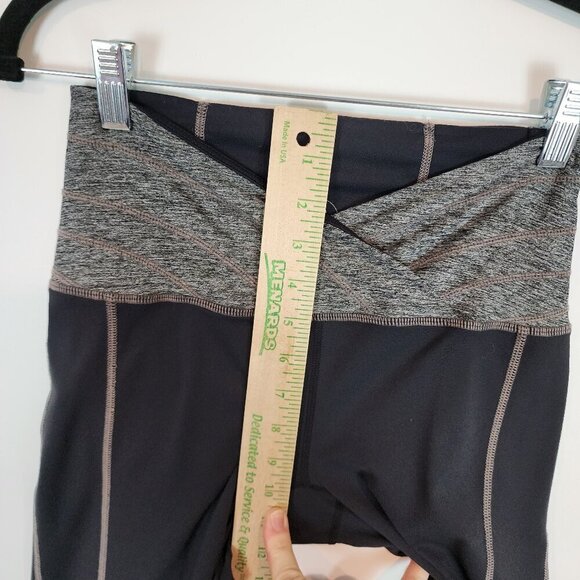 OISELLE Meter Satellite Running Tights Size 02 Wide Criss Cross Waistband sz XS - Picture 10 of 12